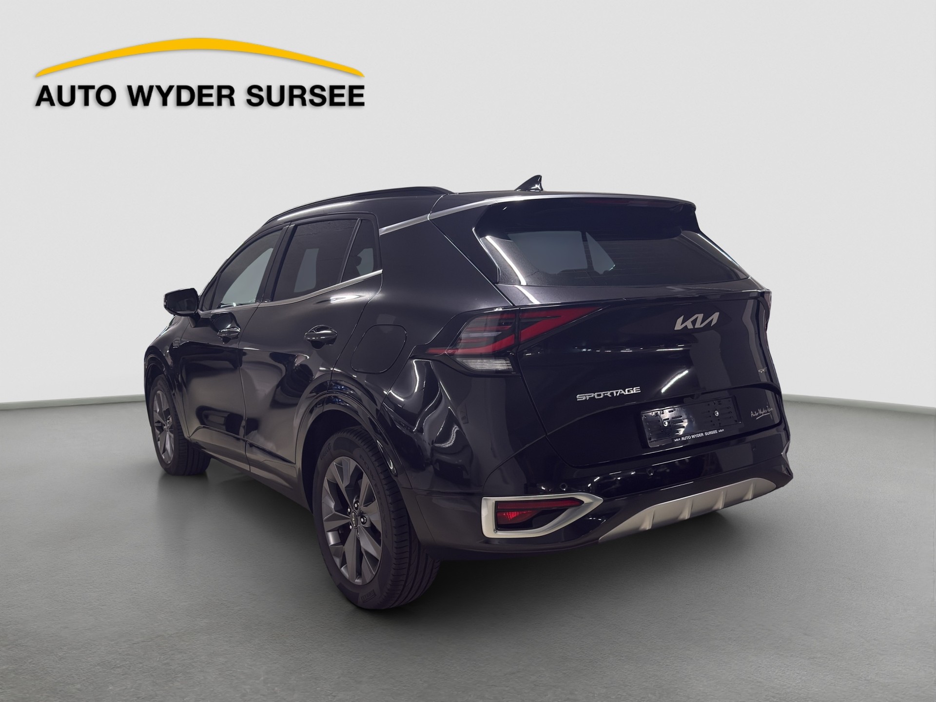 KIA Sportage 1.6 T-GDi Hybrid GT-Line-image-3