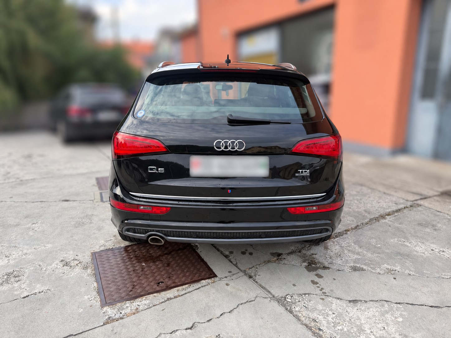 AUDI Q5 2.0 TDI quattro S-tronic-image-3