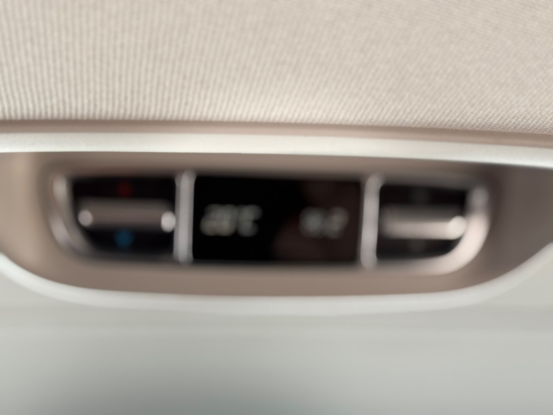 MERCEDES-BENZ V 220 CDI lang Van *7 Plätzer*-image-17