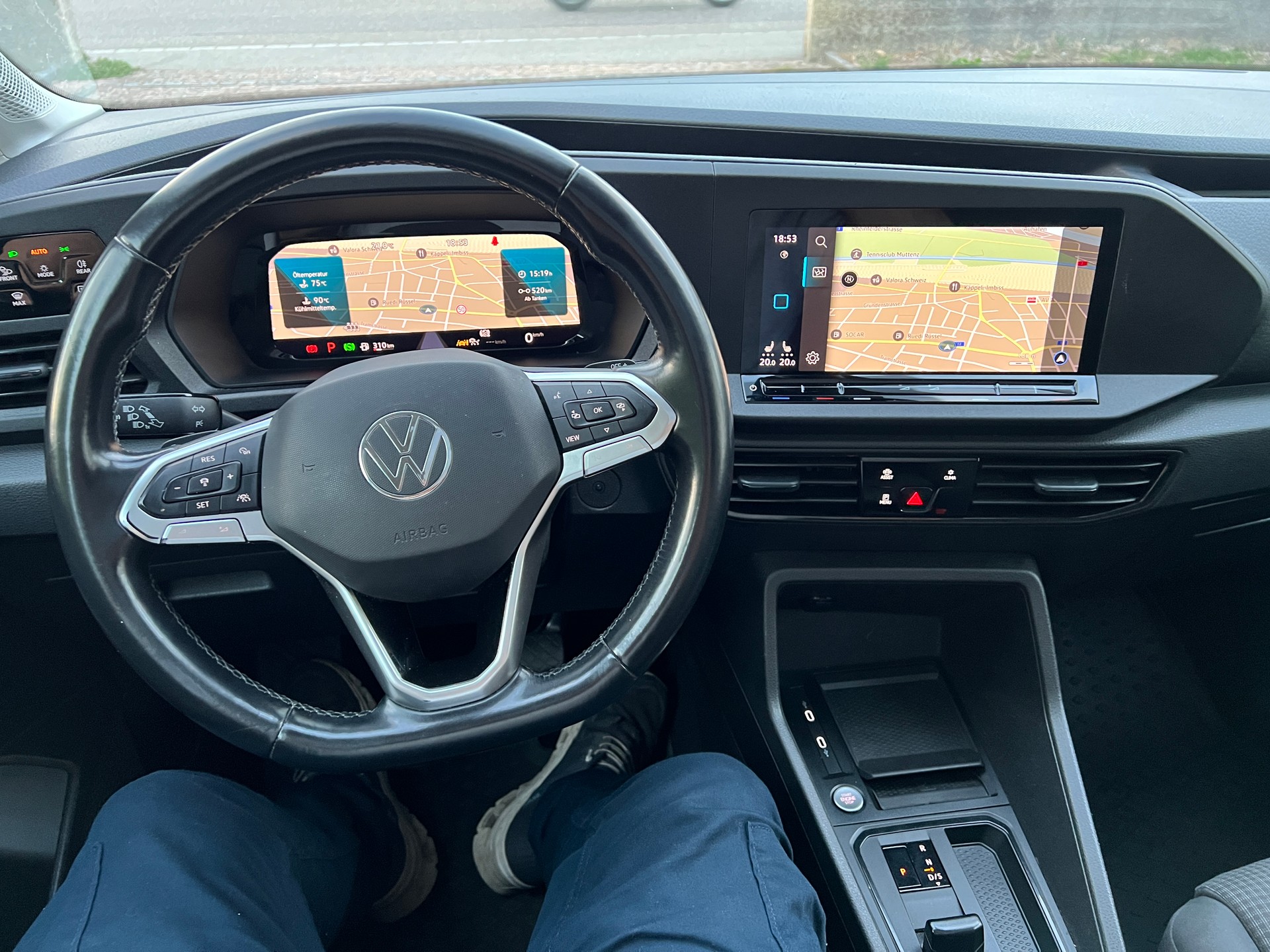 VW Caddy 2.0 TDI Liberty DSG-image-11