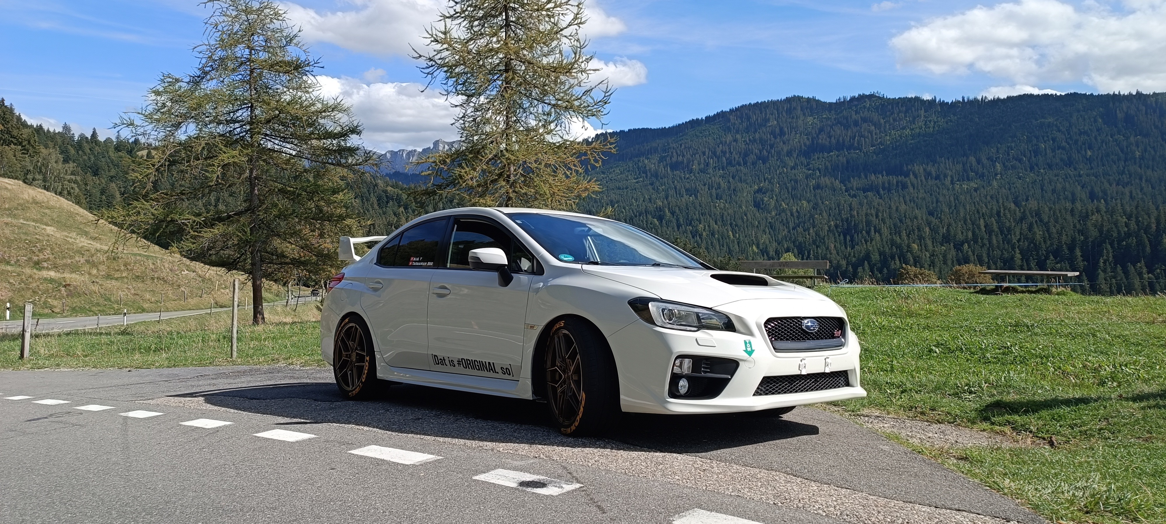 Car photo