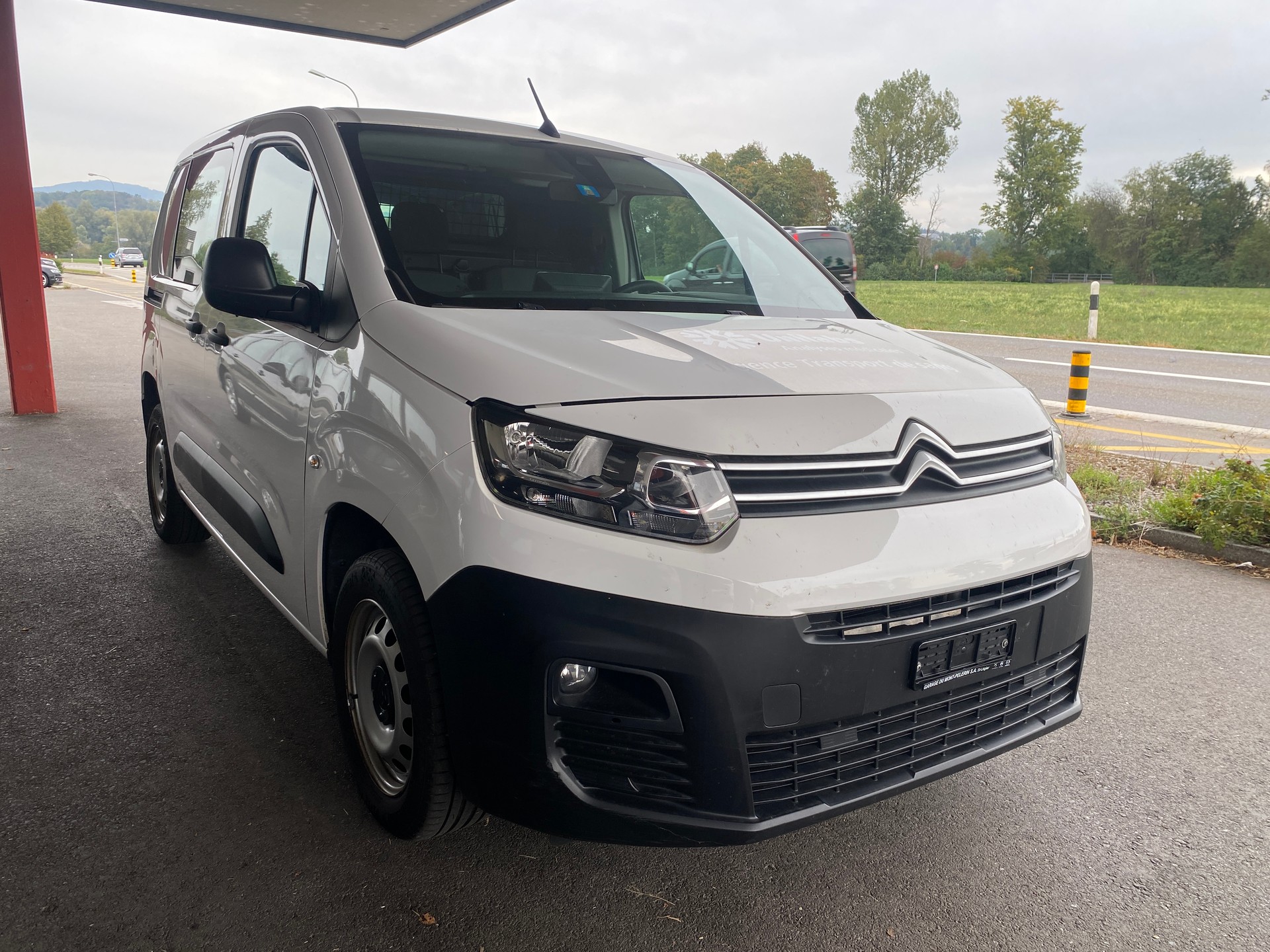 CITROEN Berlingo Van 1.2 Pure Tech 130 s/s Club EAT8 1000kg-image-3