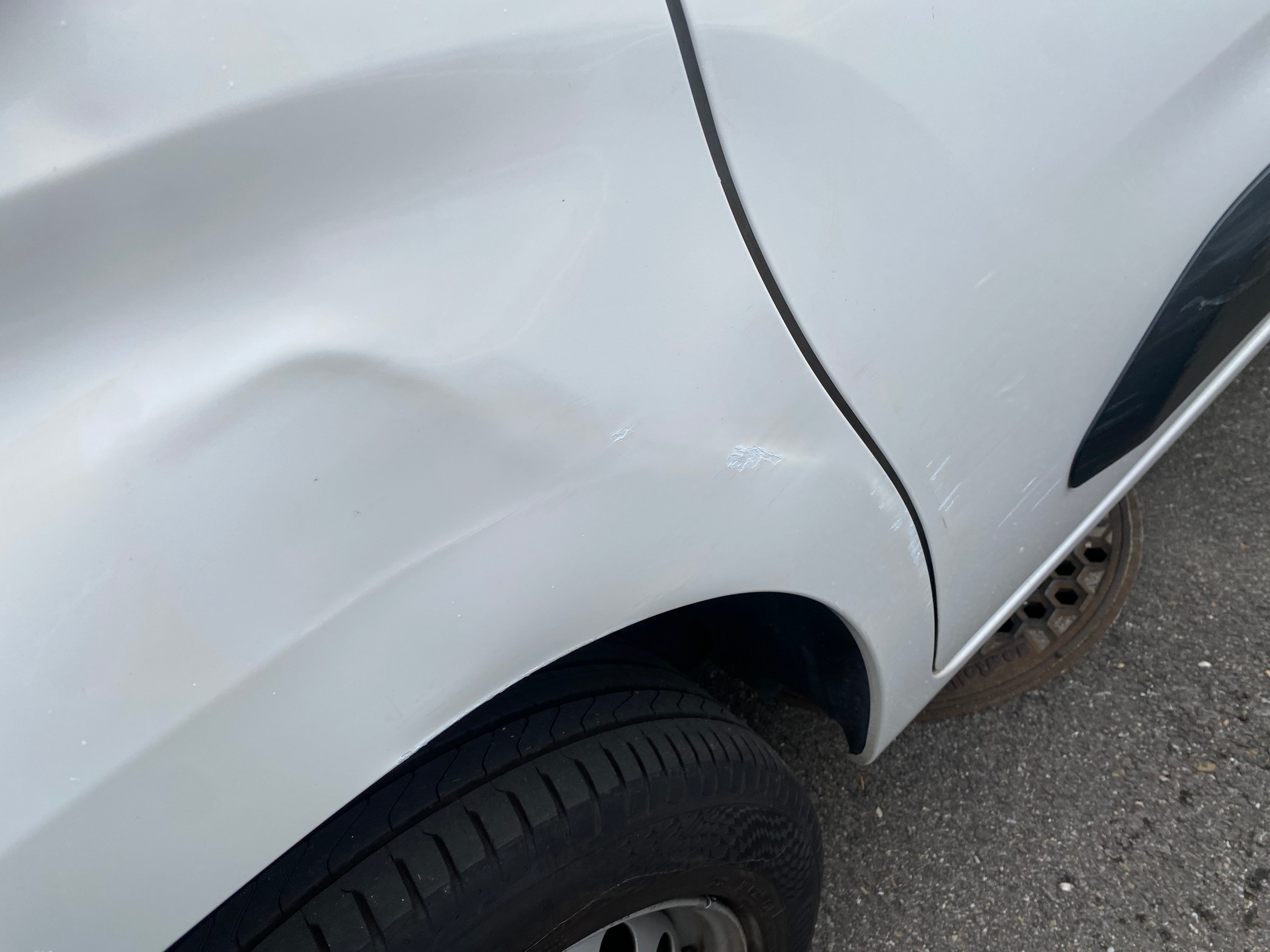 CITROEN Berlingo Van 1.2 Pure Tech 130 s/s Club EAT8 1000kg-image-14