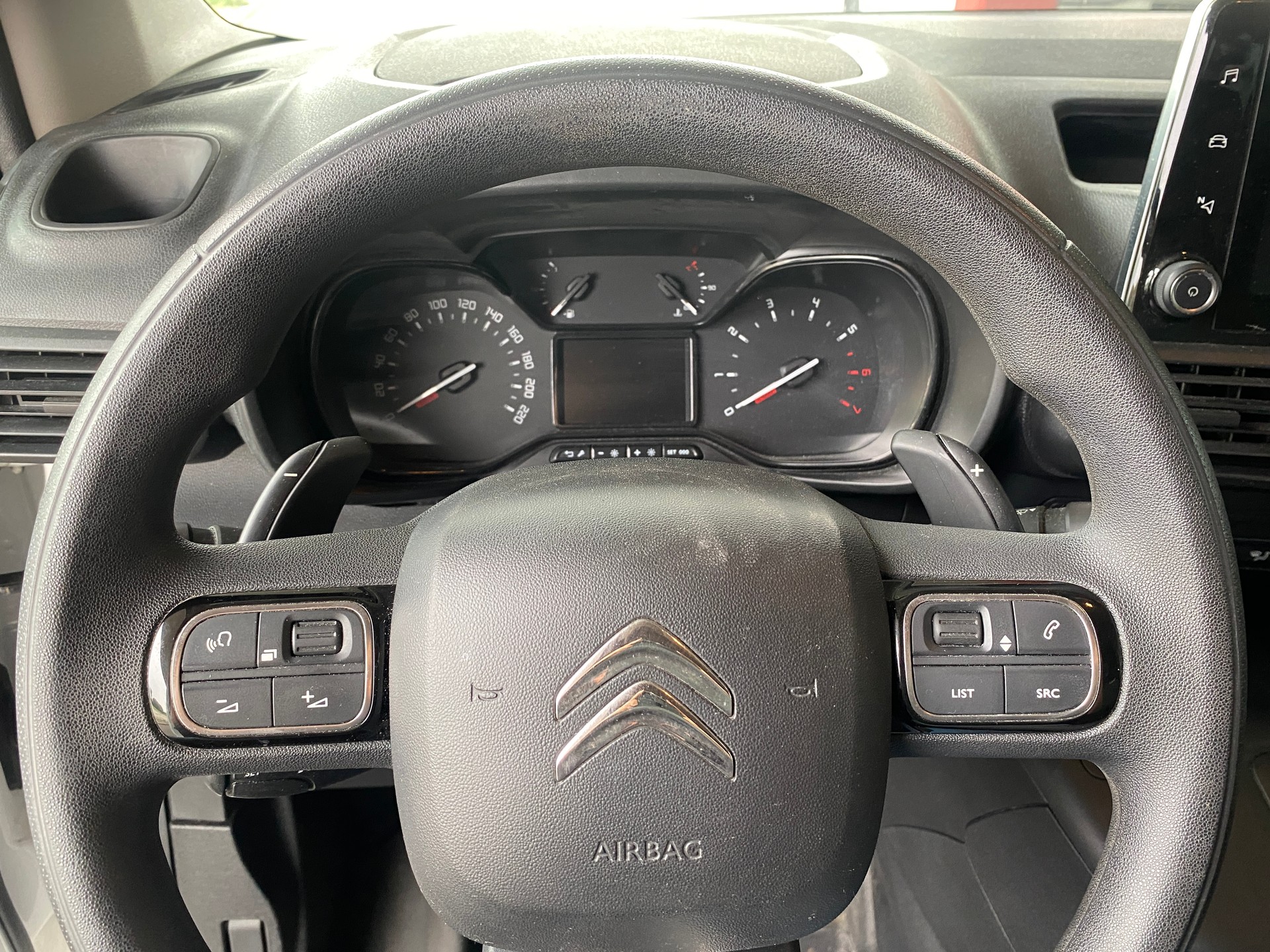 CITROEN Berlingo Van 1.2 Pure Tech 130 s/s Club EAT8 1000kg-image-8