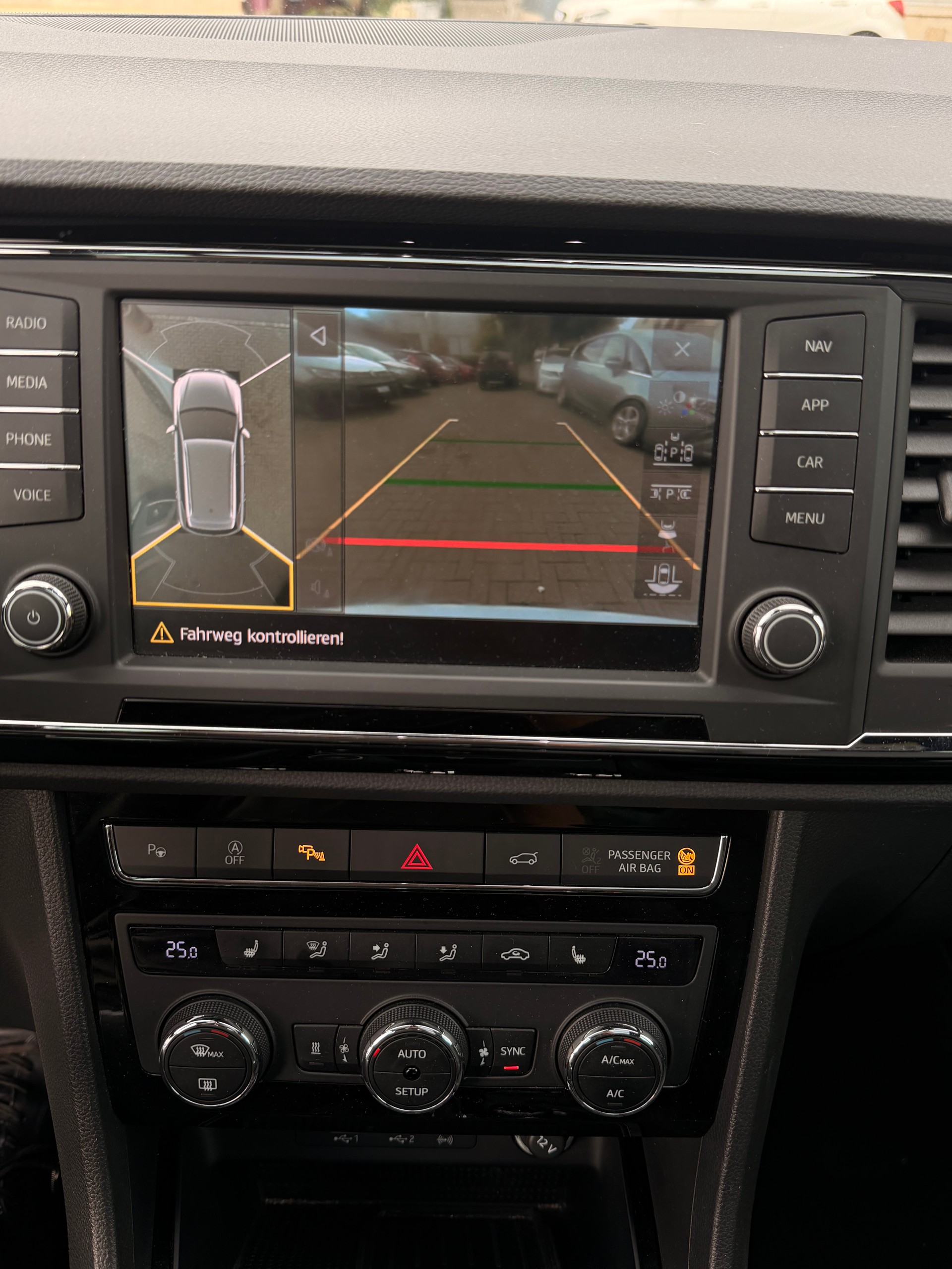 SEAT Ateca 2.0 TSI FR 4Drive DSG-image-12
