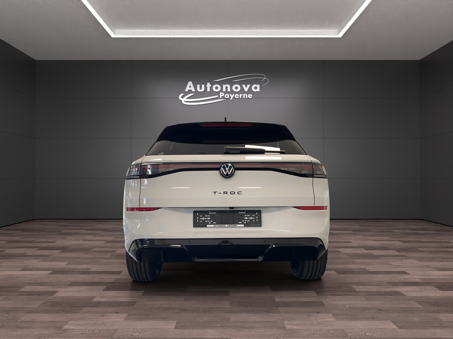 VW T-Roc 1.5 eTSI mHEV R-Line DSG-image-4