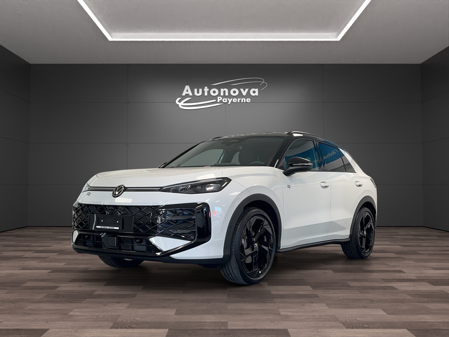 VW T-Roc 1.5 eTSI mHEV R-Line DSG-image-0