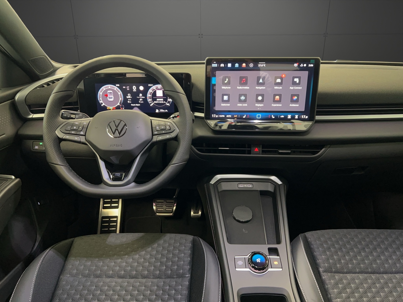 VW T-Roc 1.5 eTSI mHEV R-Line DSG-image-9