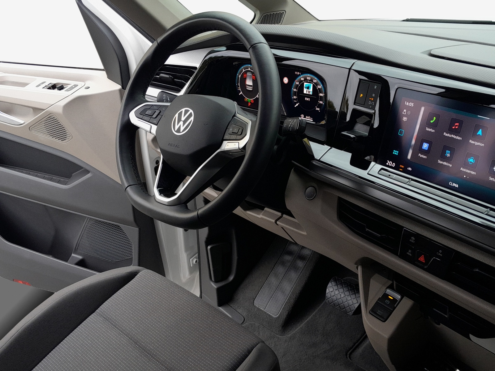 VW California 2.0 TSI Beach Tour-image-8