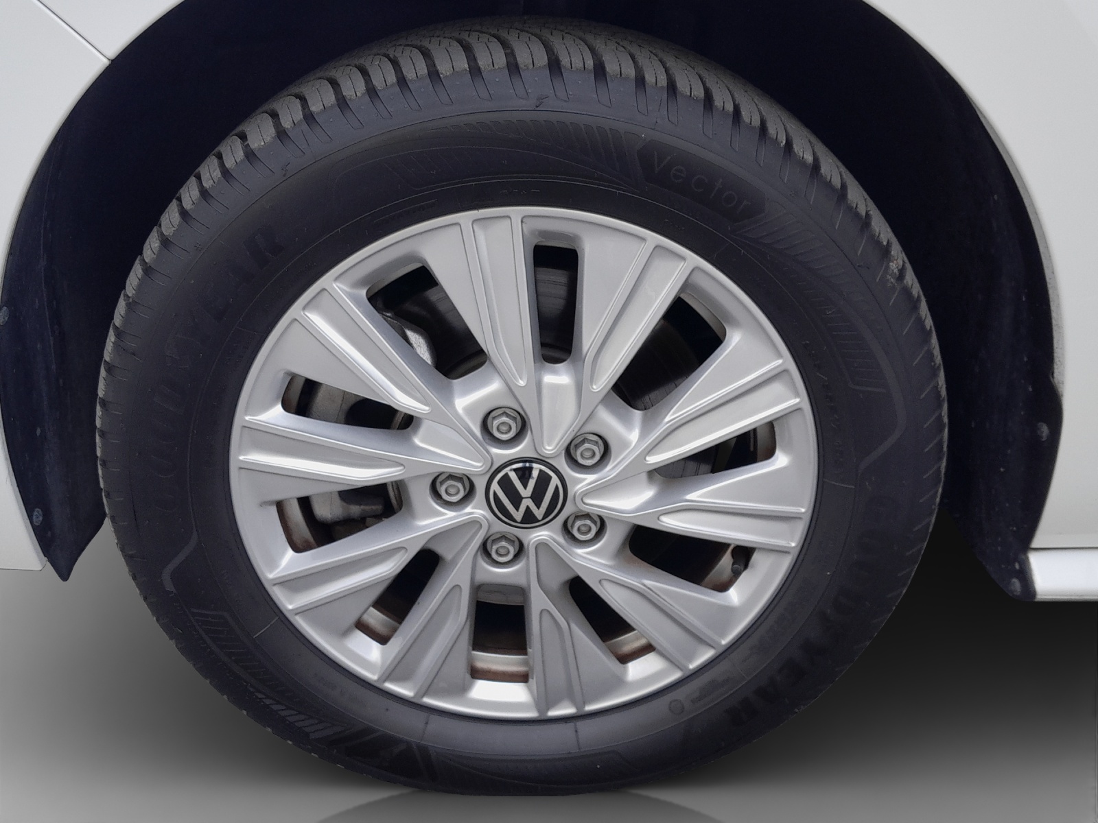 VW California 2.0 TSI Beach Tour-image-13