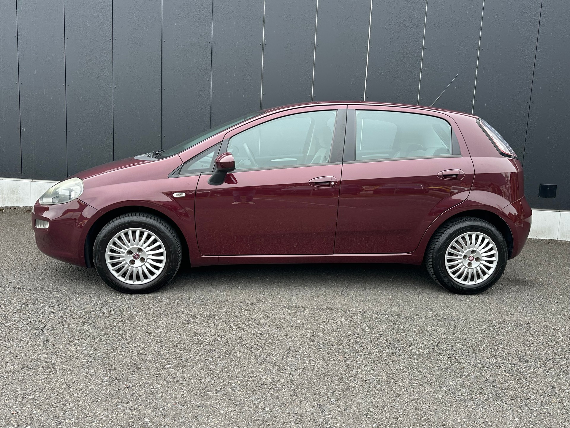FIAT Punto 1.4 16V-image-2
