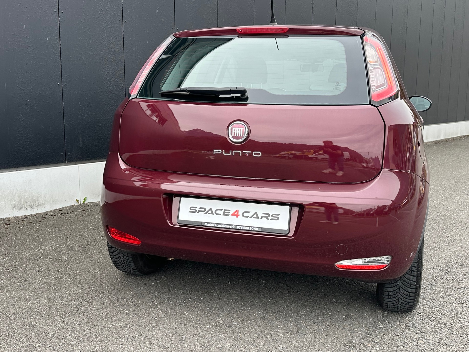 FIAT Punto 1.4 16V-image-4