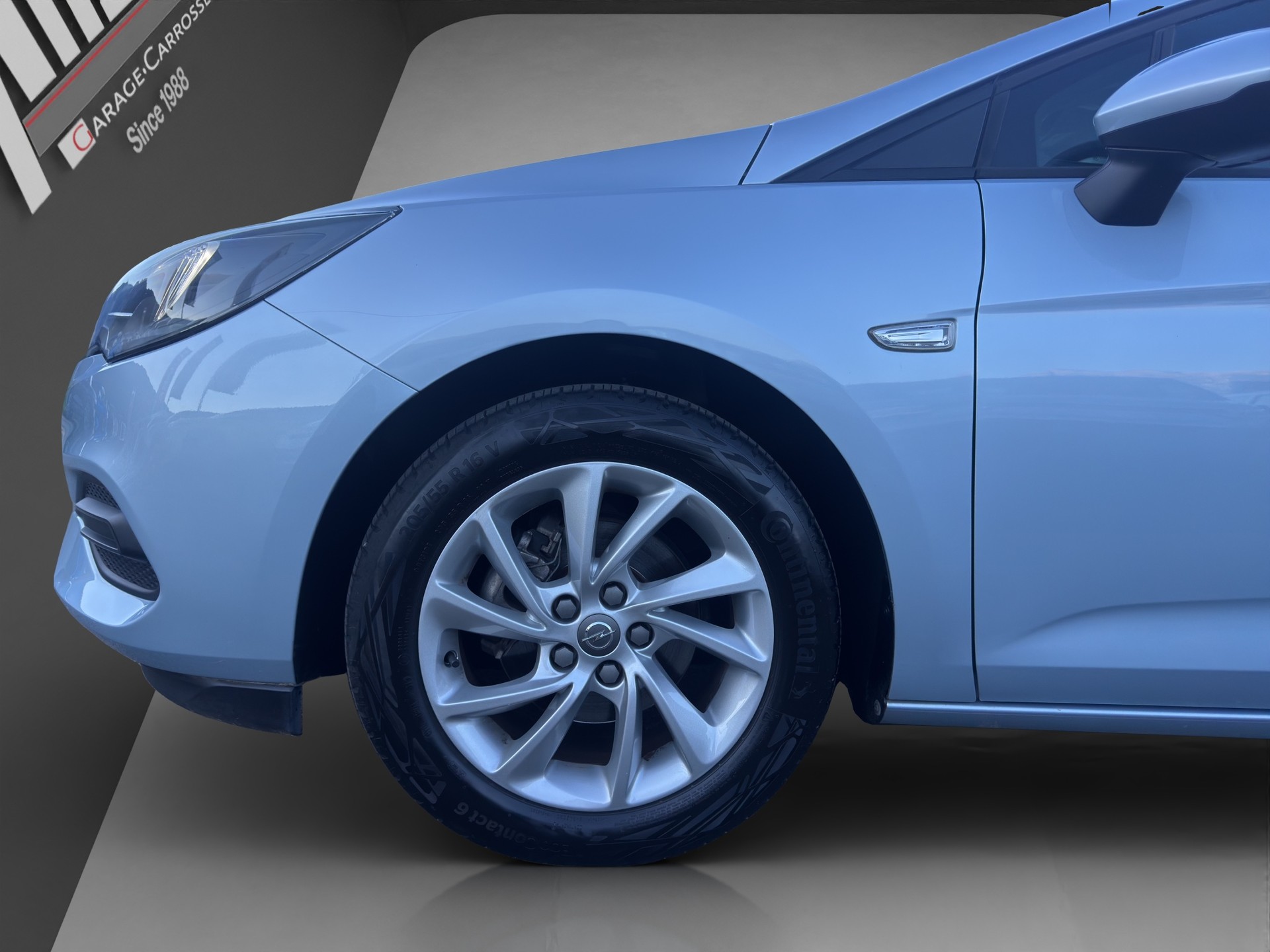 OPEL Astra 1.2i Turbo Edition-image-17