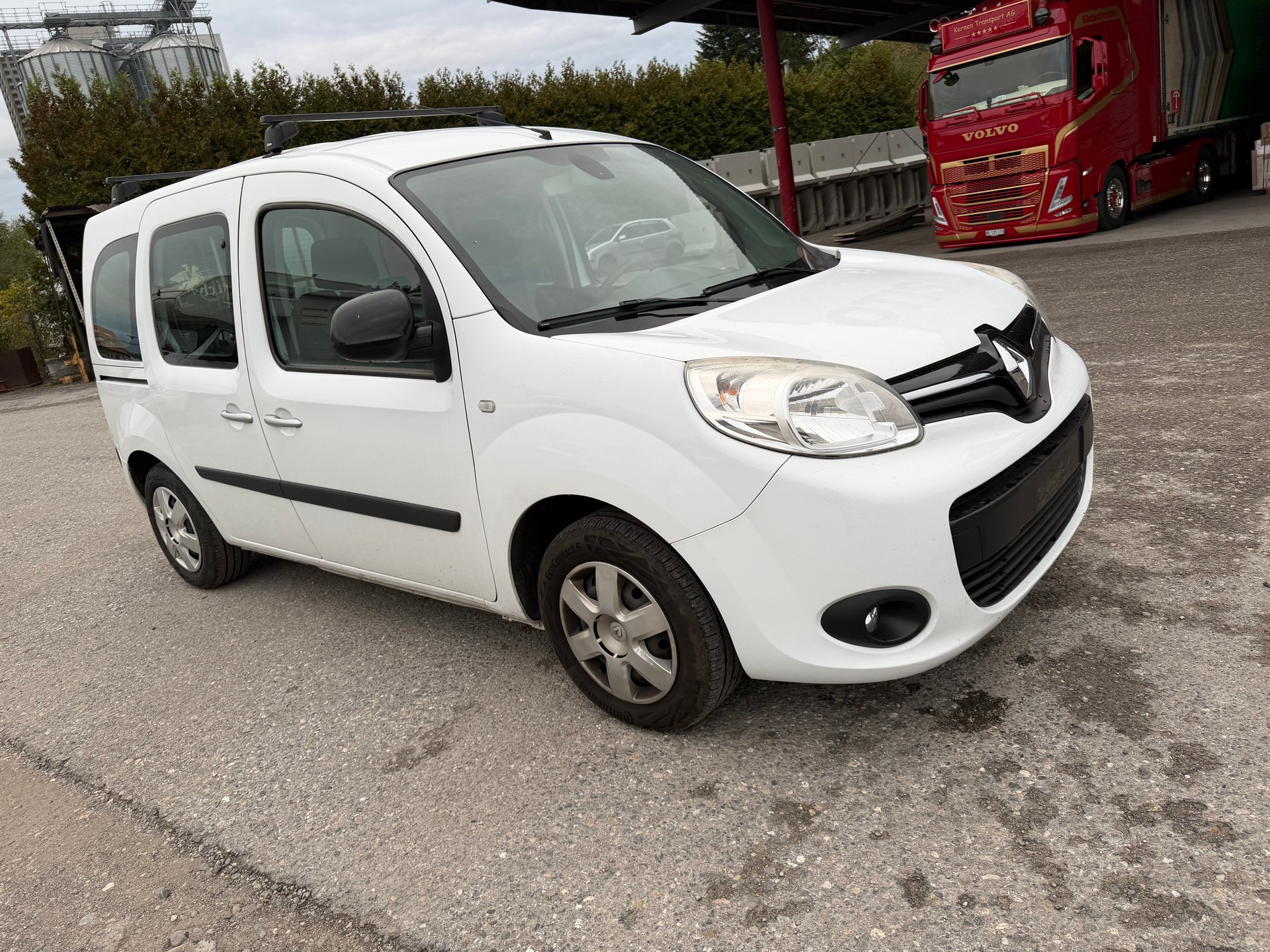 RENAULT Kangoo 1.5 dCi Dynamique-image-1