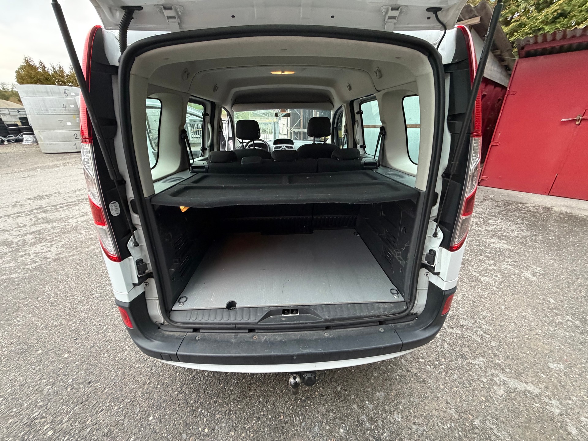 RENAULT Kangoo 1.5 dCi Dynamique-image-10