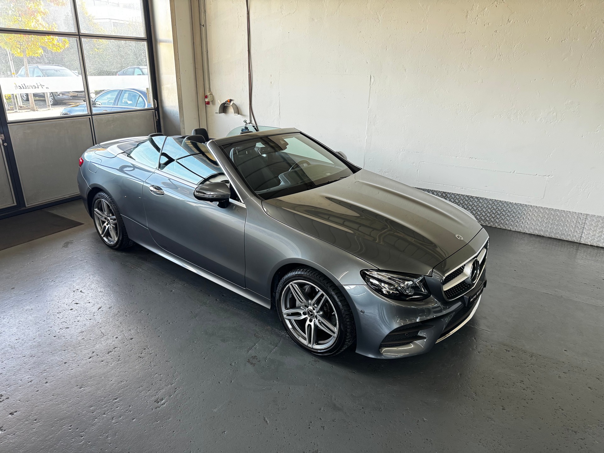 MERCEDES-BENZ E 200 Cabriolet AMG Line 4 Matic 9G-Tronic-image-1