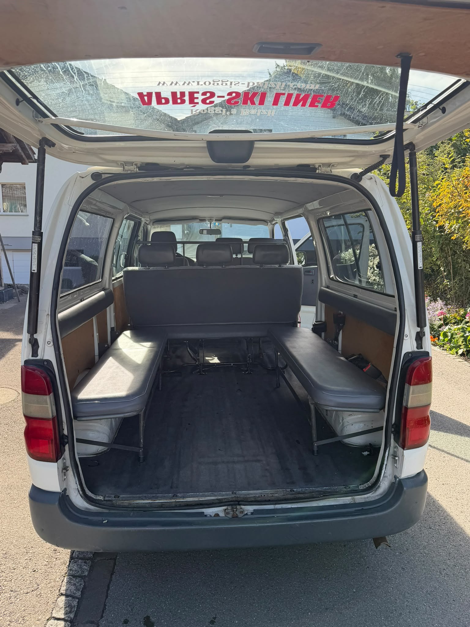 TOYOTA Hiace 2.7 Van 4x4 LWB-image-4