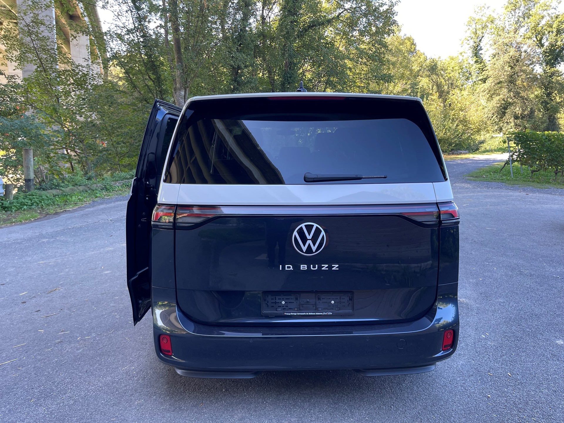 VW ID.Buzz bus 77kWh Pro-image-6