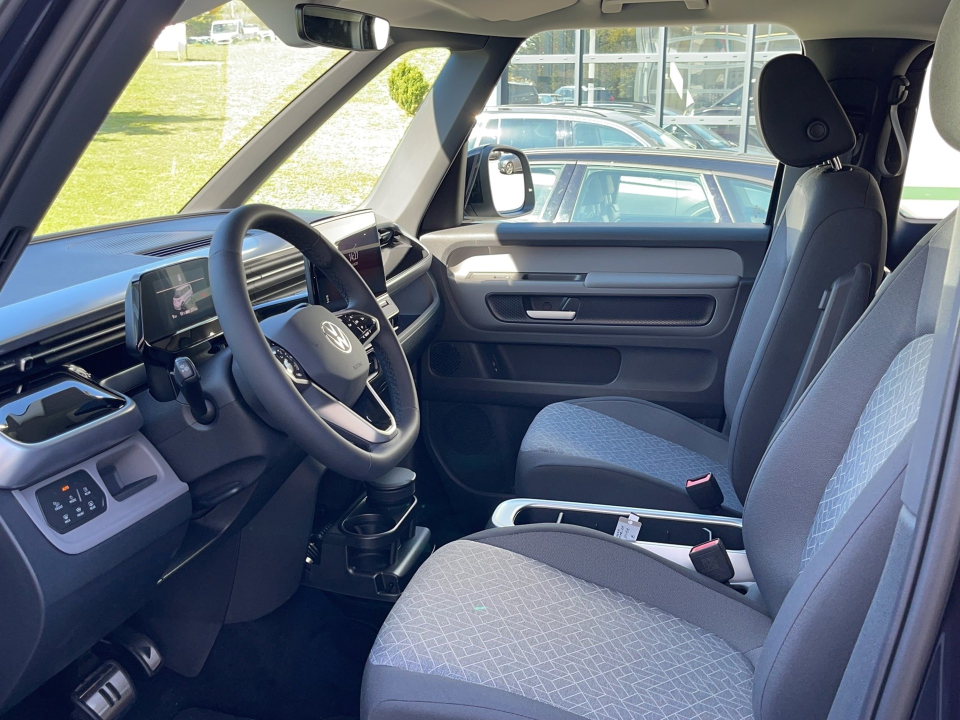 VW ID.Buzz bus 77kWh Pro-image-15