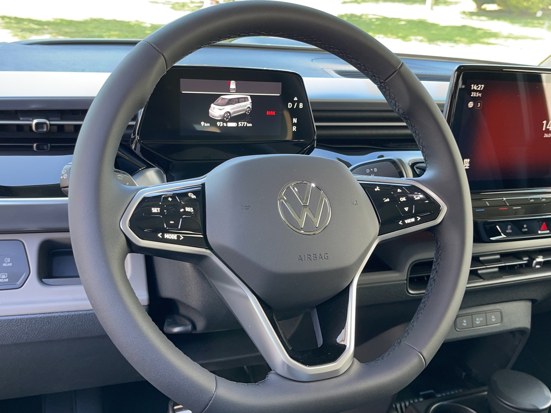 VW ID.Buzz bus 77kWh Pro-image-16