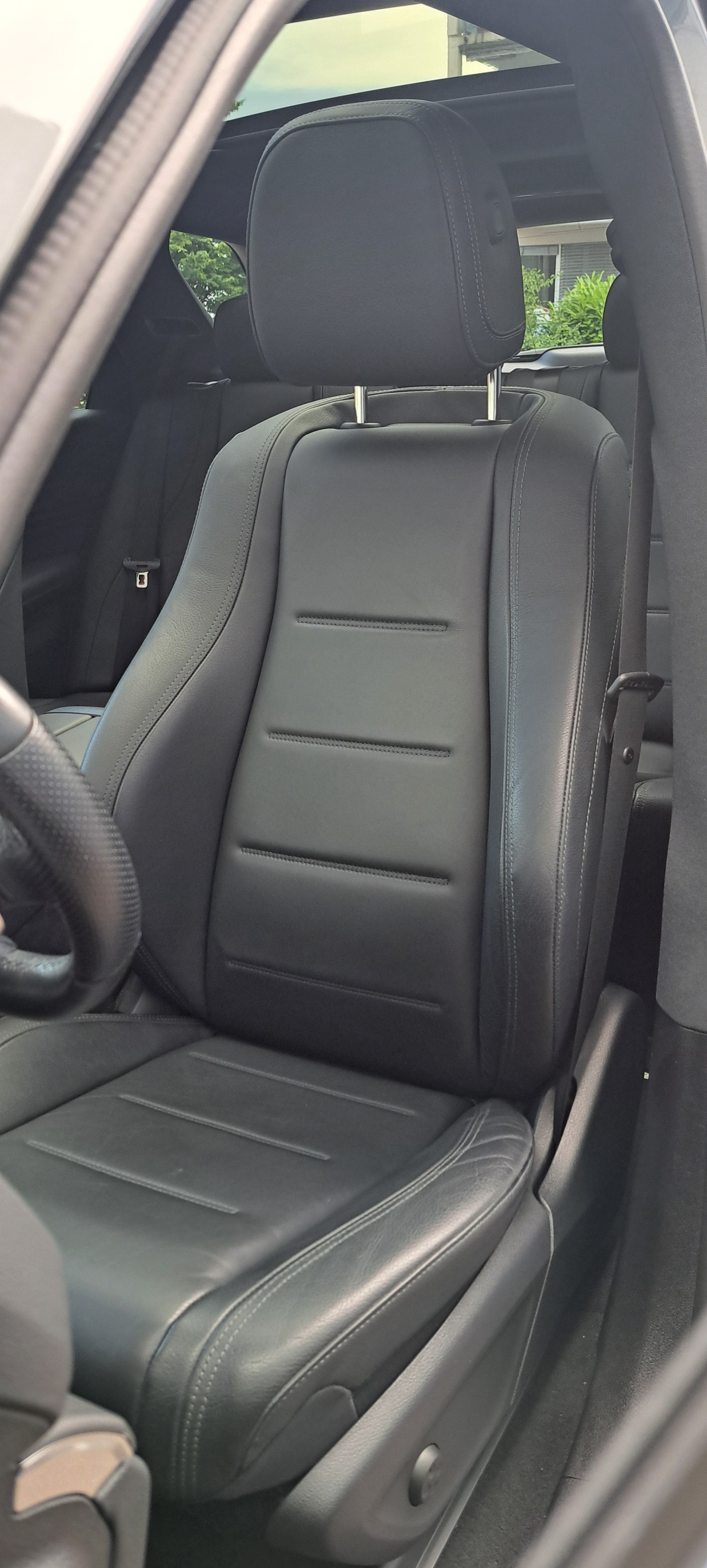 MERCEDES-BENZ GLE 350 d 4Matic AMG Line 9G-Tronic-image-8