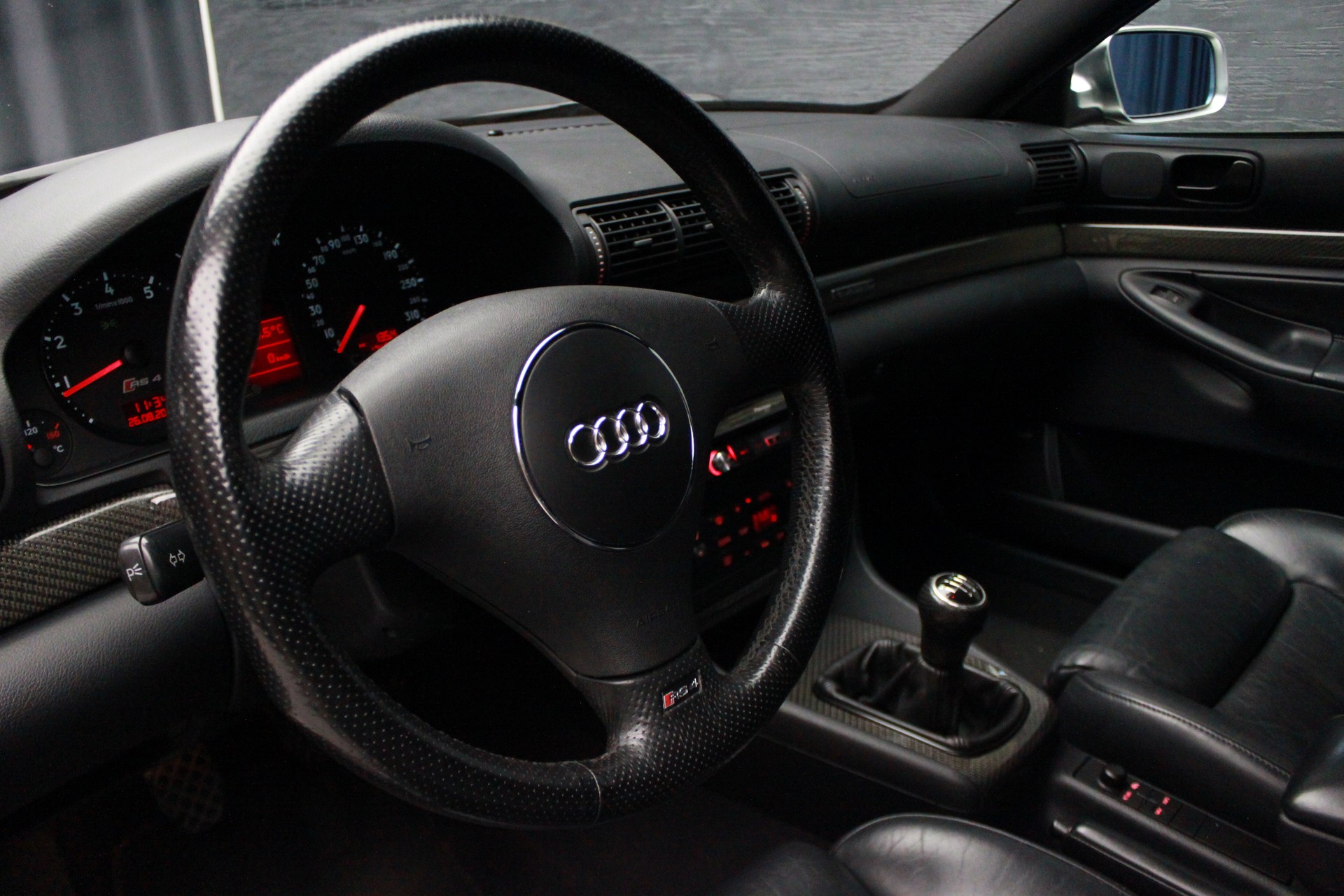AUDI RS4 Avant quattro-image-14