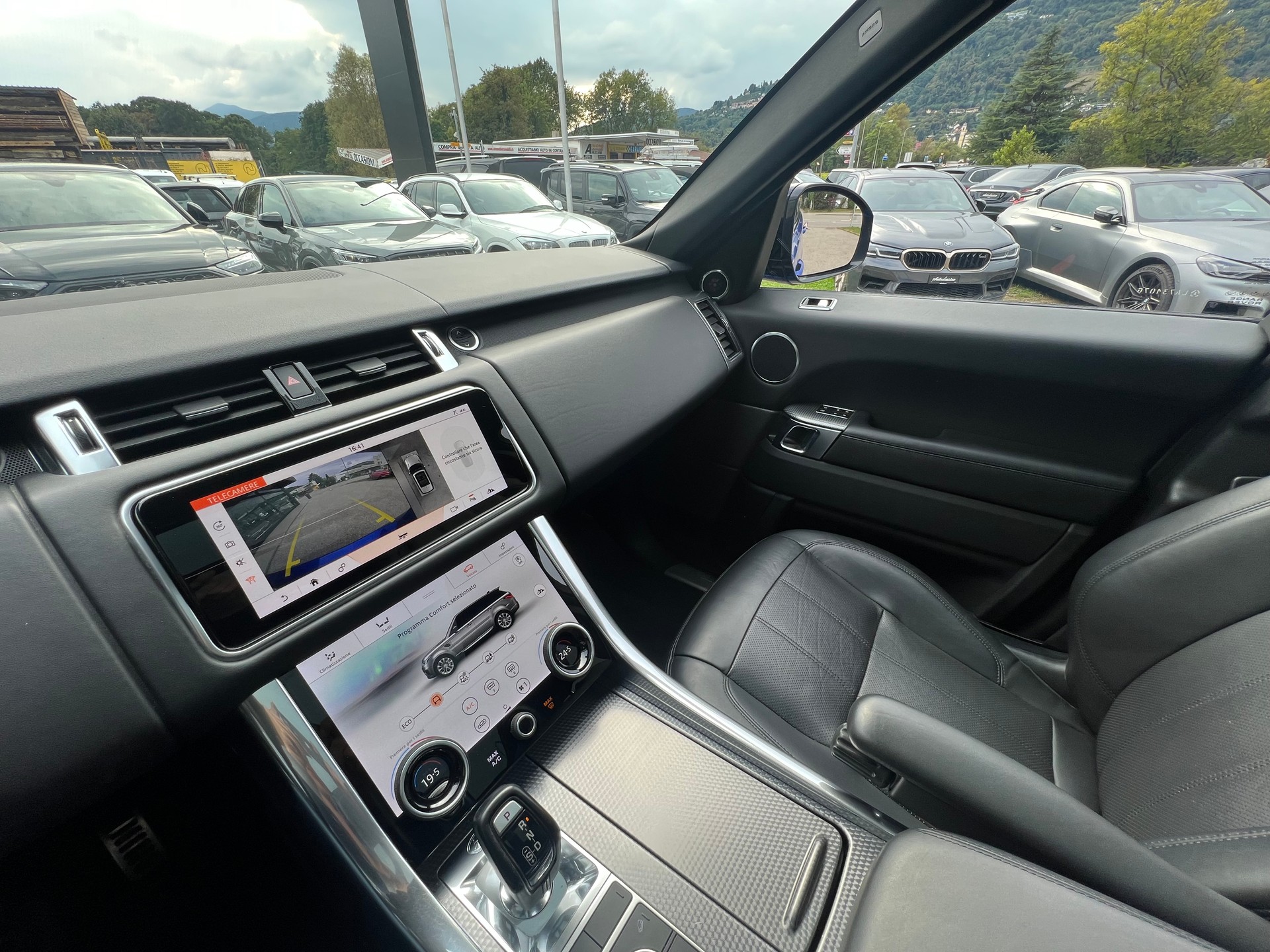 LAND ROVER Range Rover Sport 3.0 SDV6 HSE Dynamic Automatic-image-15