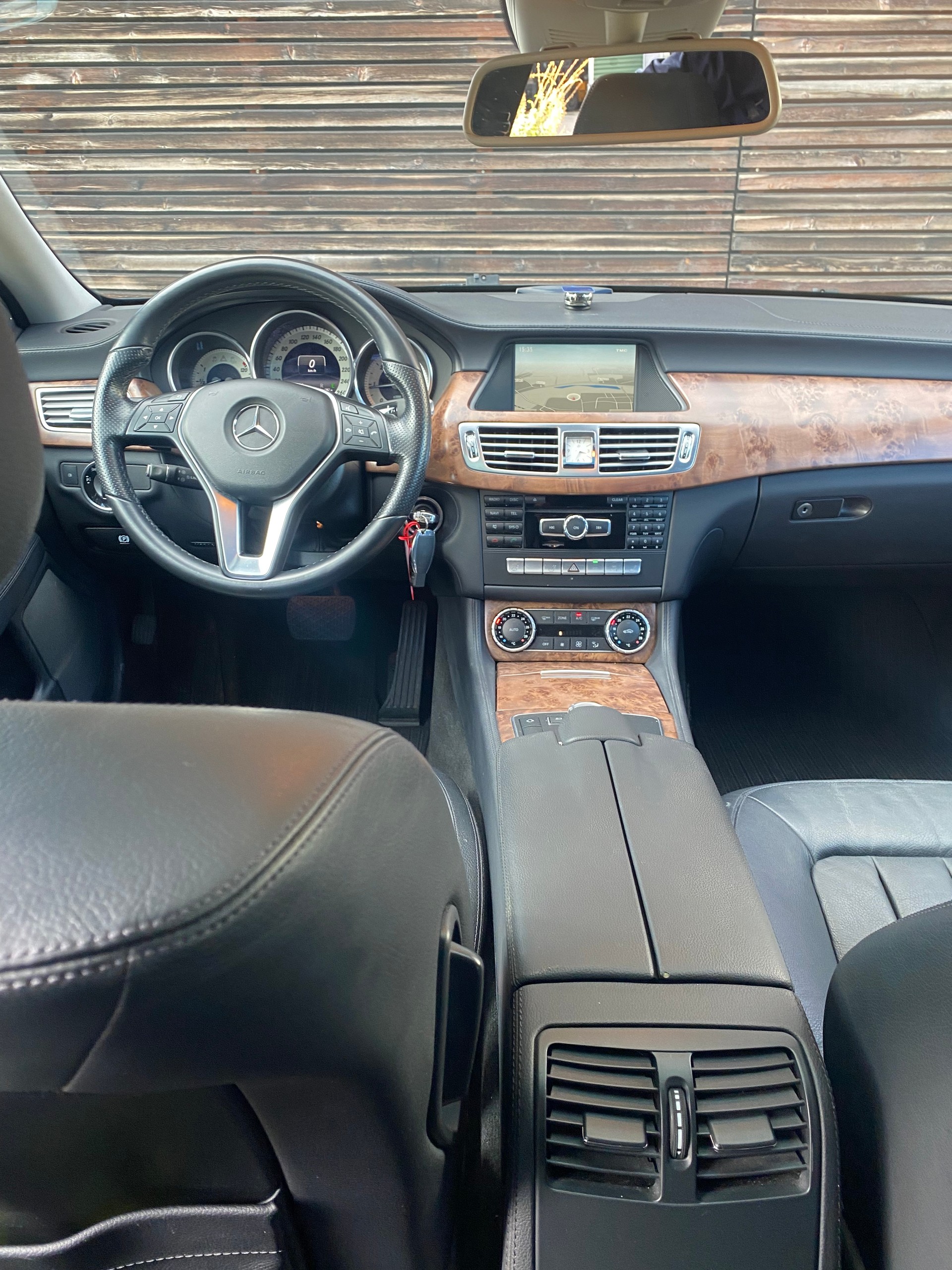 MERCEDES-BENZ CLS Shooting Brake 250 CDI Executive 7G-Tronic-image-10