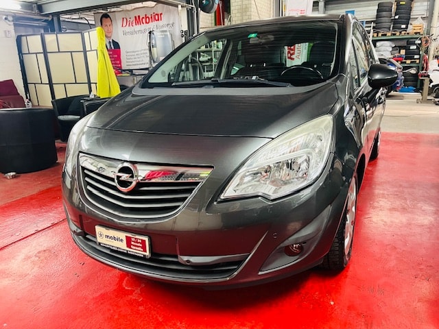 OPEL Meriva 1.4 Turbo Color Edition-image-0
