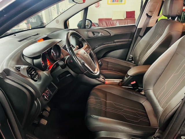 OPEL Meriva 1.4 Turbo Color Edition-image-10