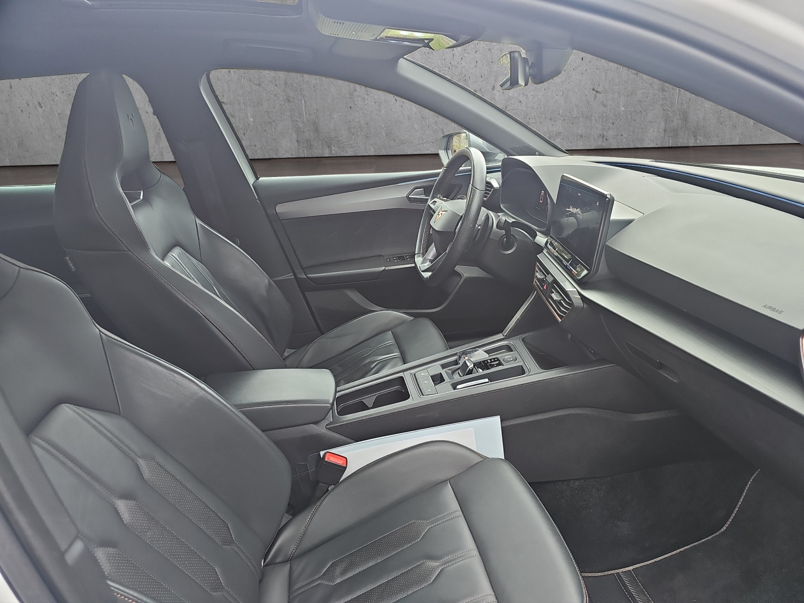CUPRA LEON VZ 2.0 TSI DSG-image-10