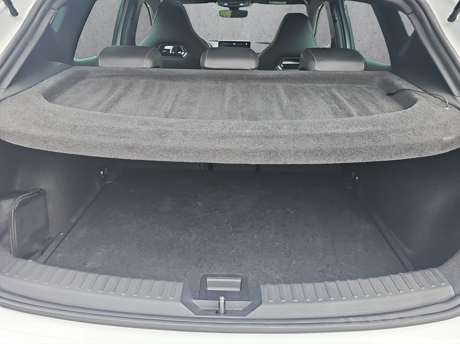 CUPRA LEON VZ 2.0 TSI DSG-image-12