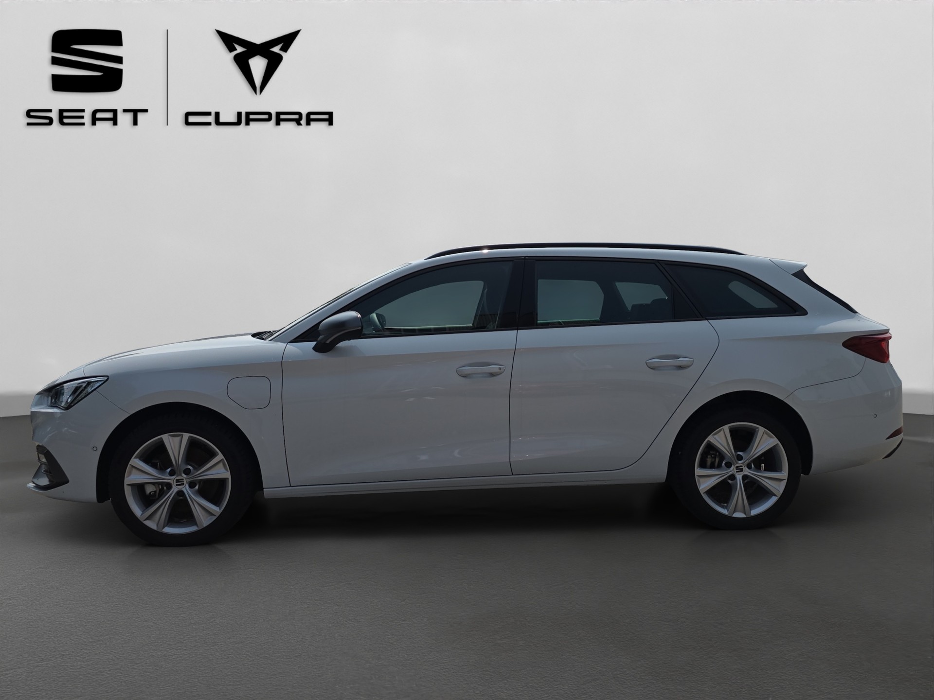 SEAT Leon ST 1.4 eHybrid pHEV DSG Move FR-image-2
