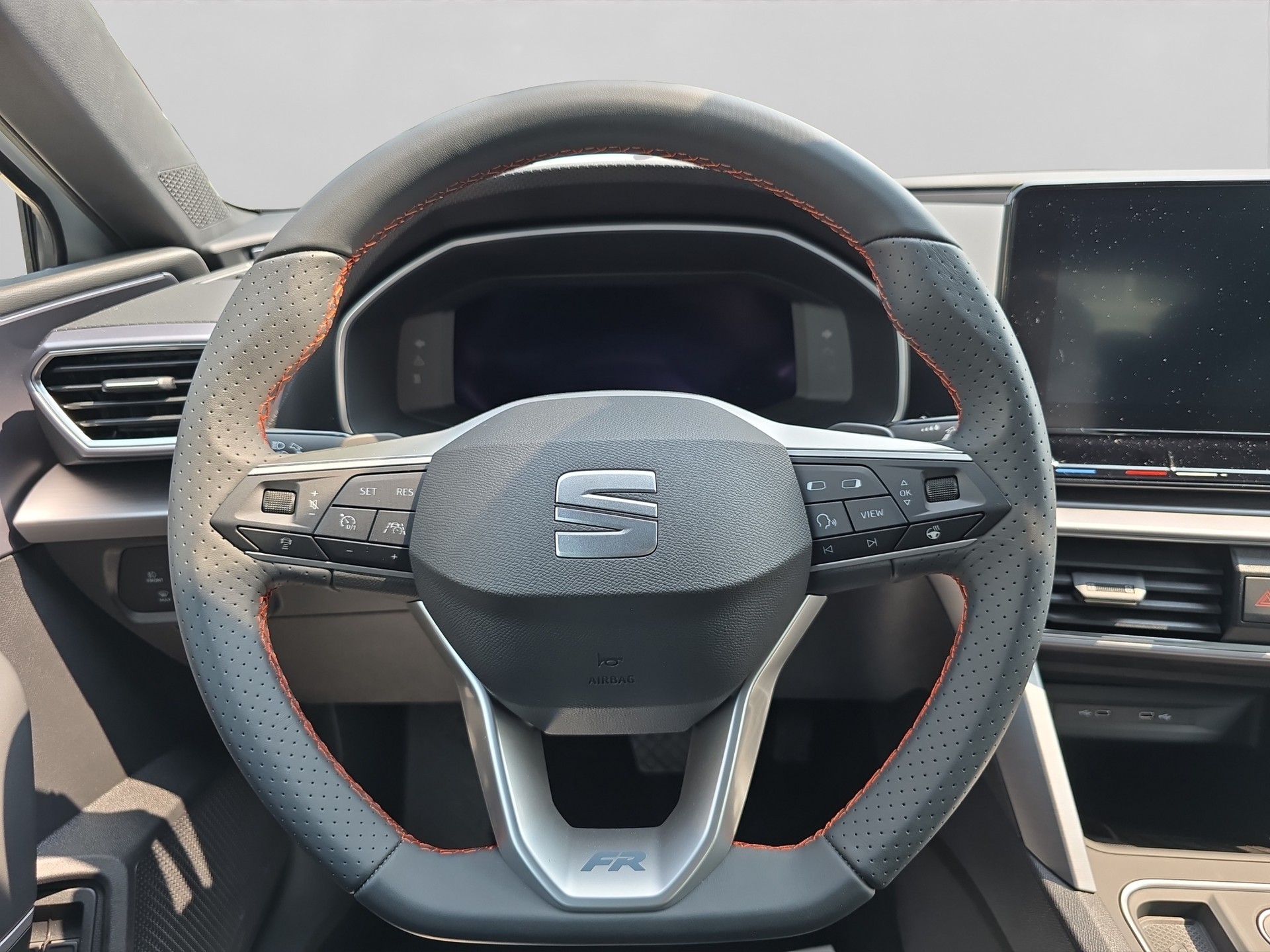 SEAT Leon ST 1.4 eHybrid pHEV DSG Move FR-image-13