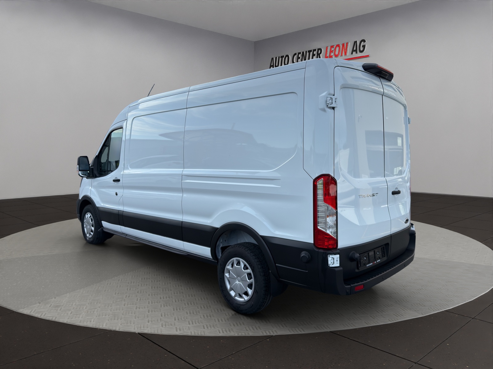FORD Transit Van 350 L3 Trend 2.0 TDCi 130 FWD-showroom-element-3
