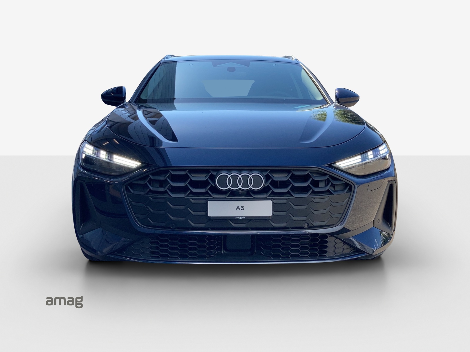 AUDI A5 Avant TDI quattro 150 kW Attraction S tronic-image-6