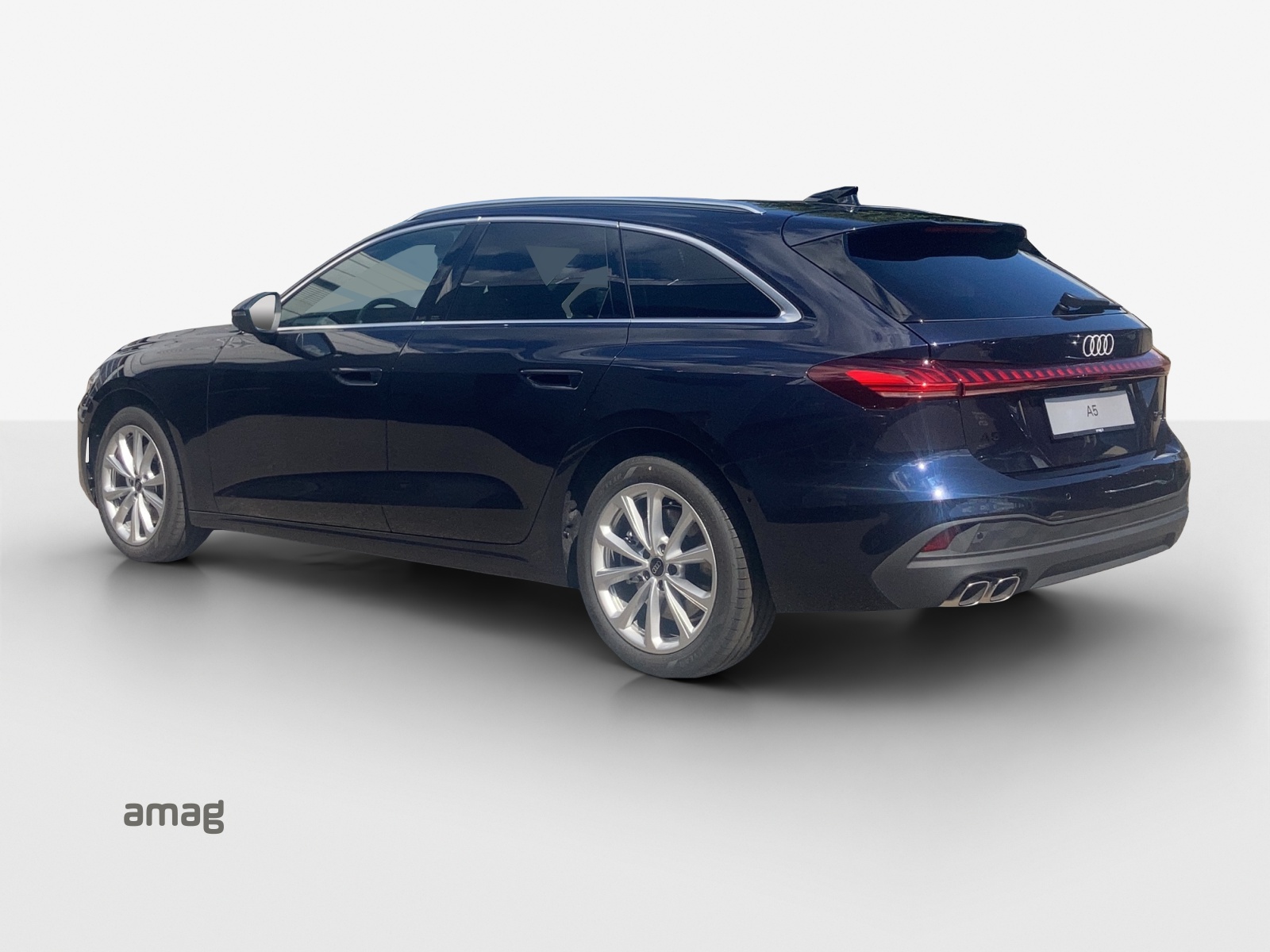 AUDI A5 Avant TDI quattro 150 kW Attraction S tronic-image-2