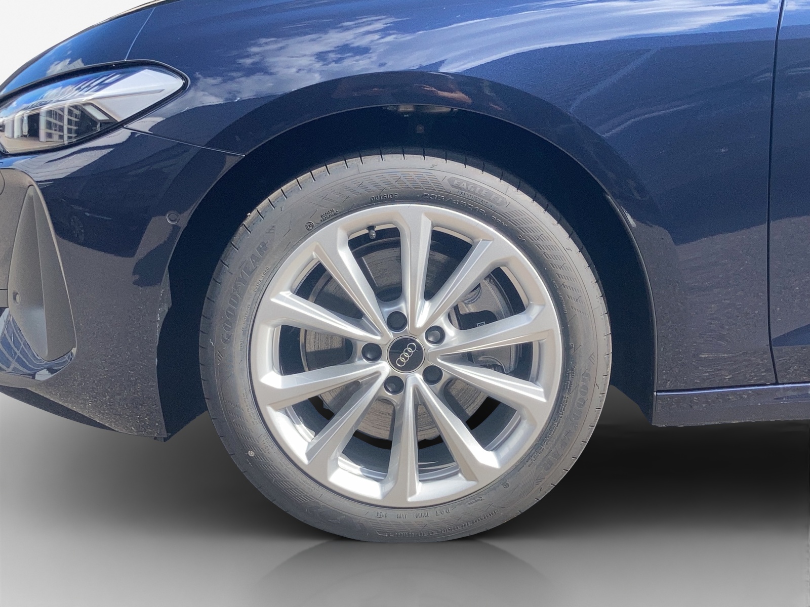 AUDI A5 Avant TDI quattro 150 kW Attraction S tronic-image-11