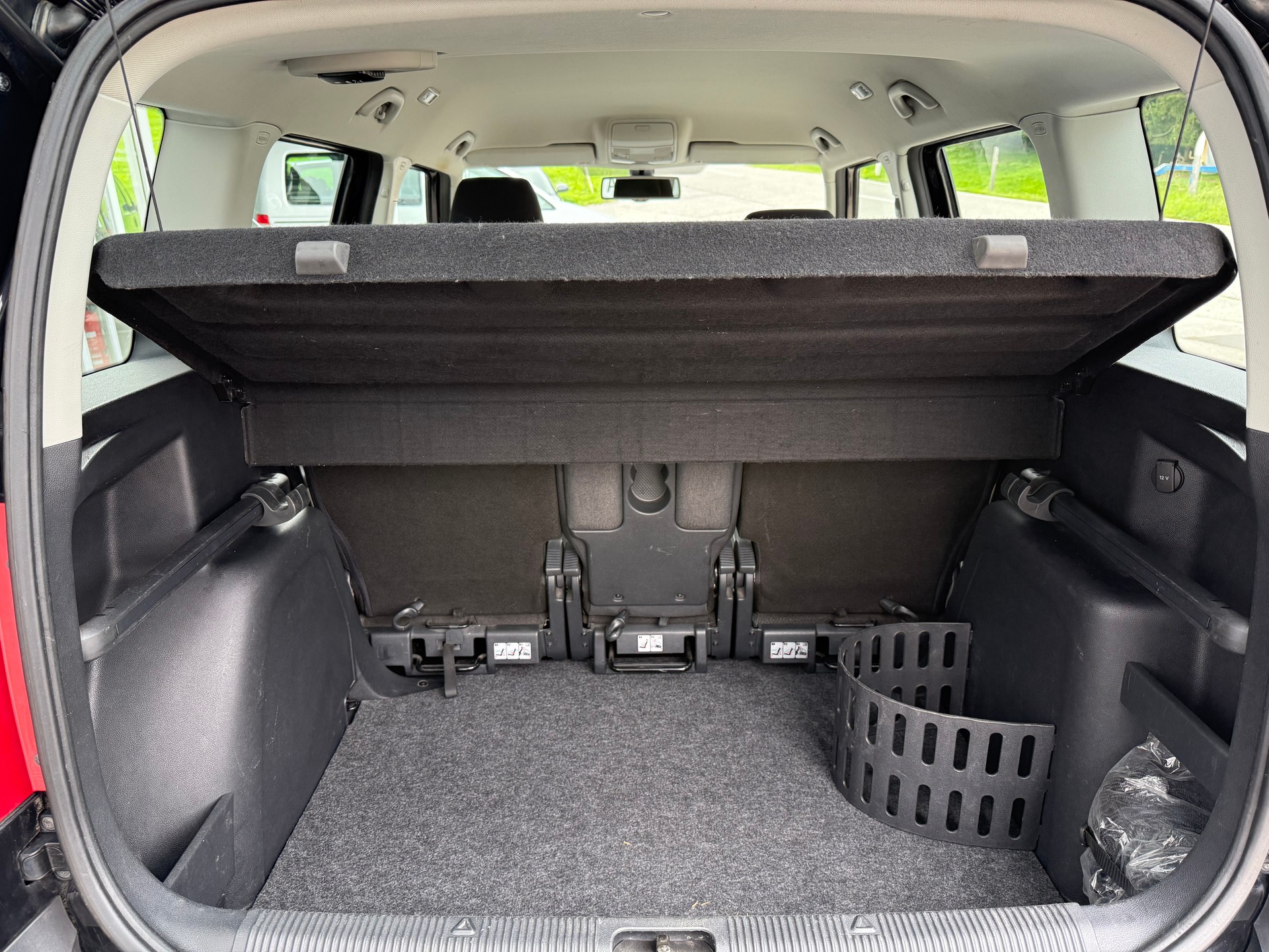 SKODA Yeti 1.8 TSI Experience 4x4-image-6