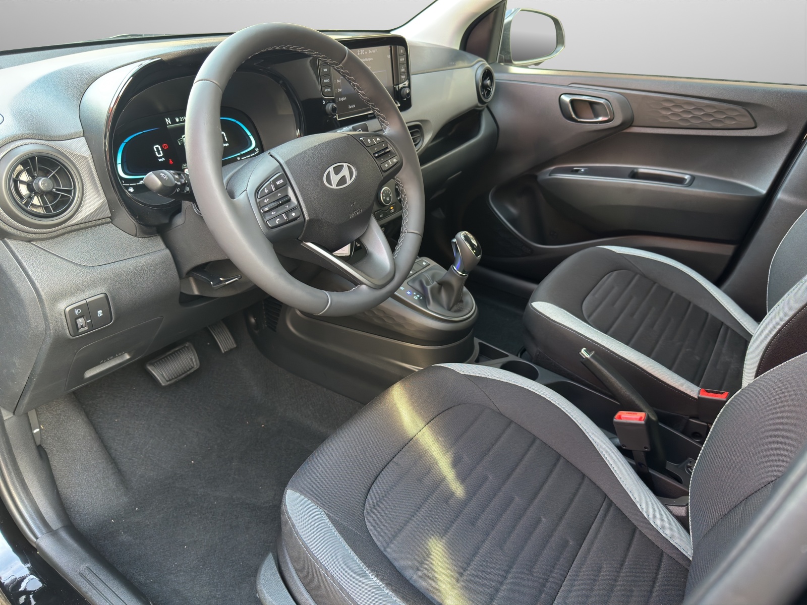 HYUNDAI i10 1.2 Amplia-image-4