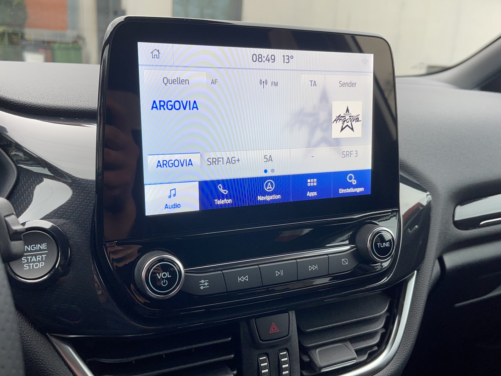 FORD Fiesta 1.0 EcoB Hybrid ST-Line X-image-6
