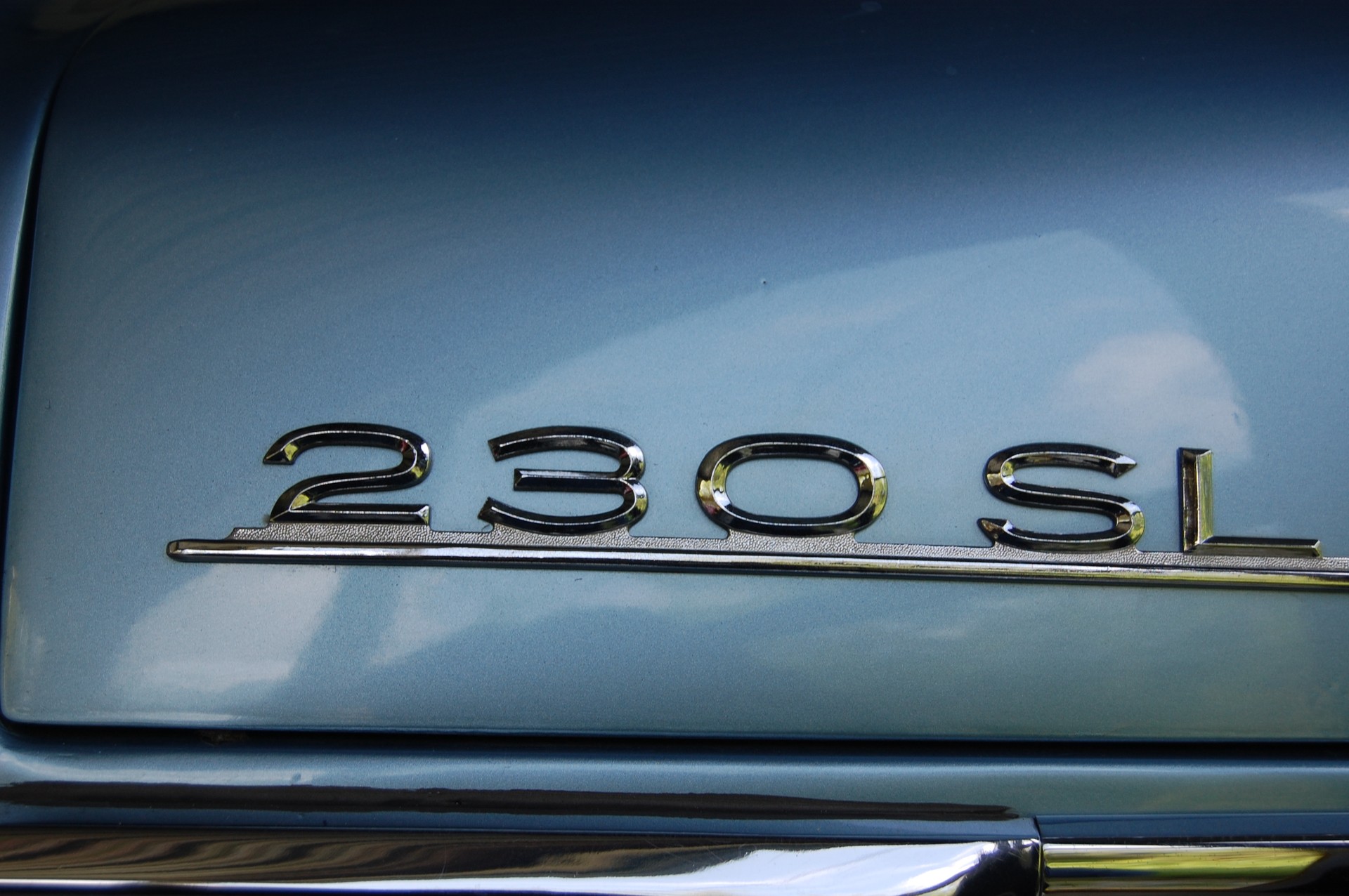 MERCEDES-BENZ SL-image-12
