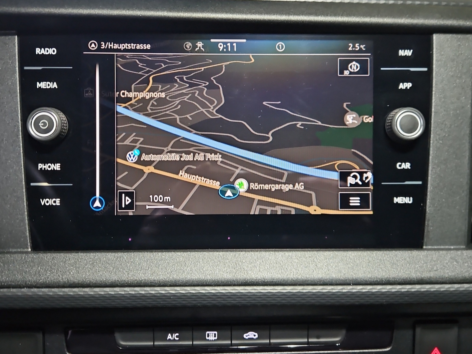 VW T6.1 2.0 TDI 4Motion-image-14