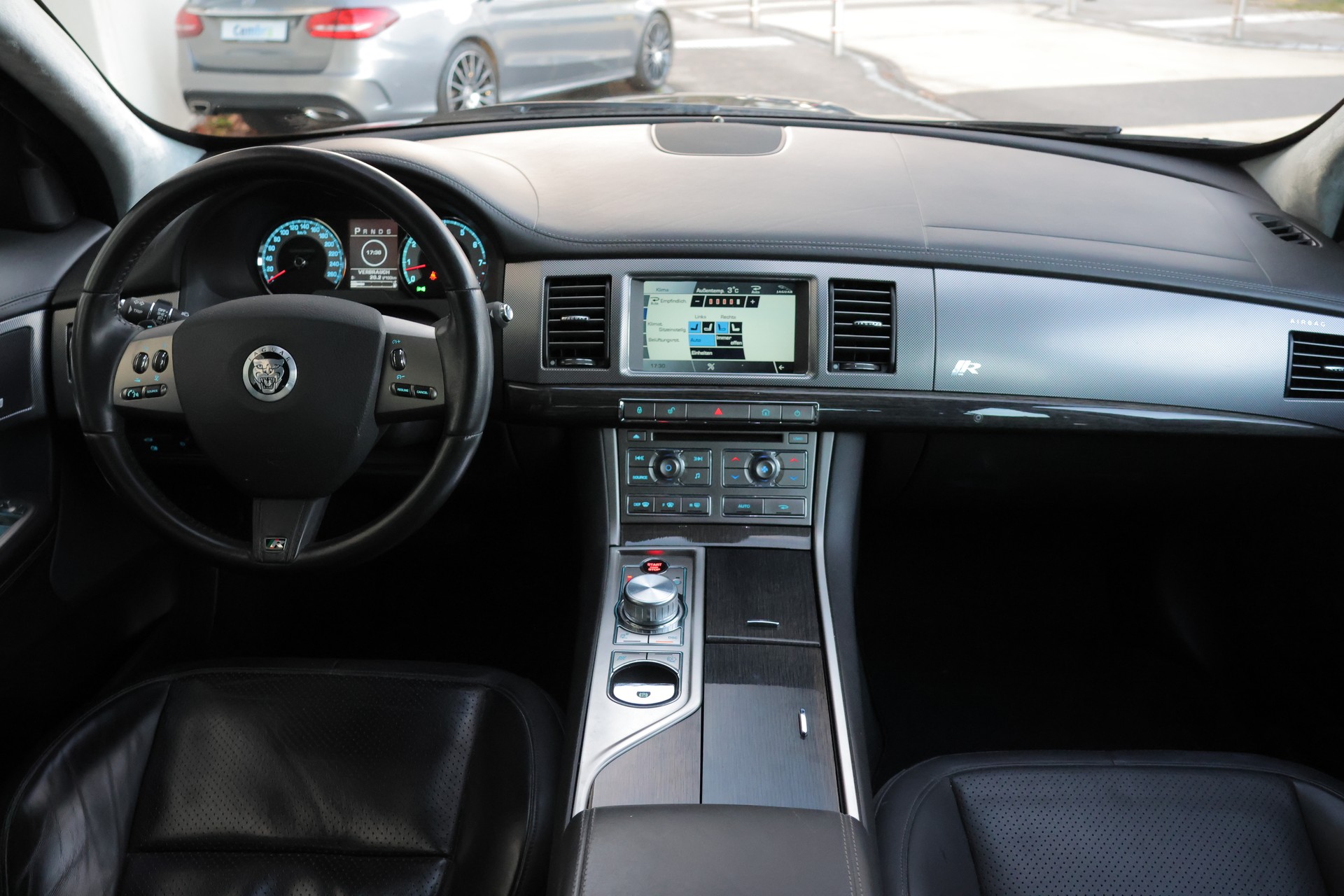 JAGUAR XF 5.0 V8 S/C XFR-image-11