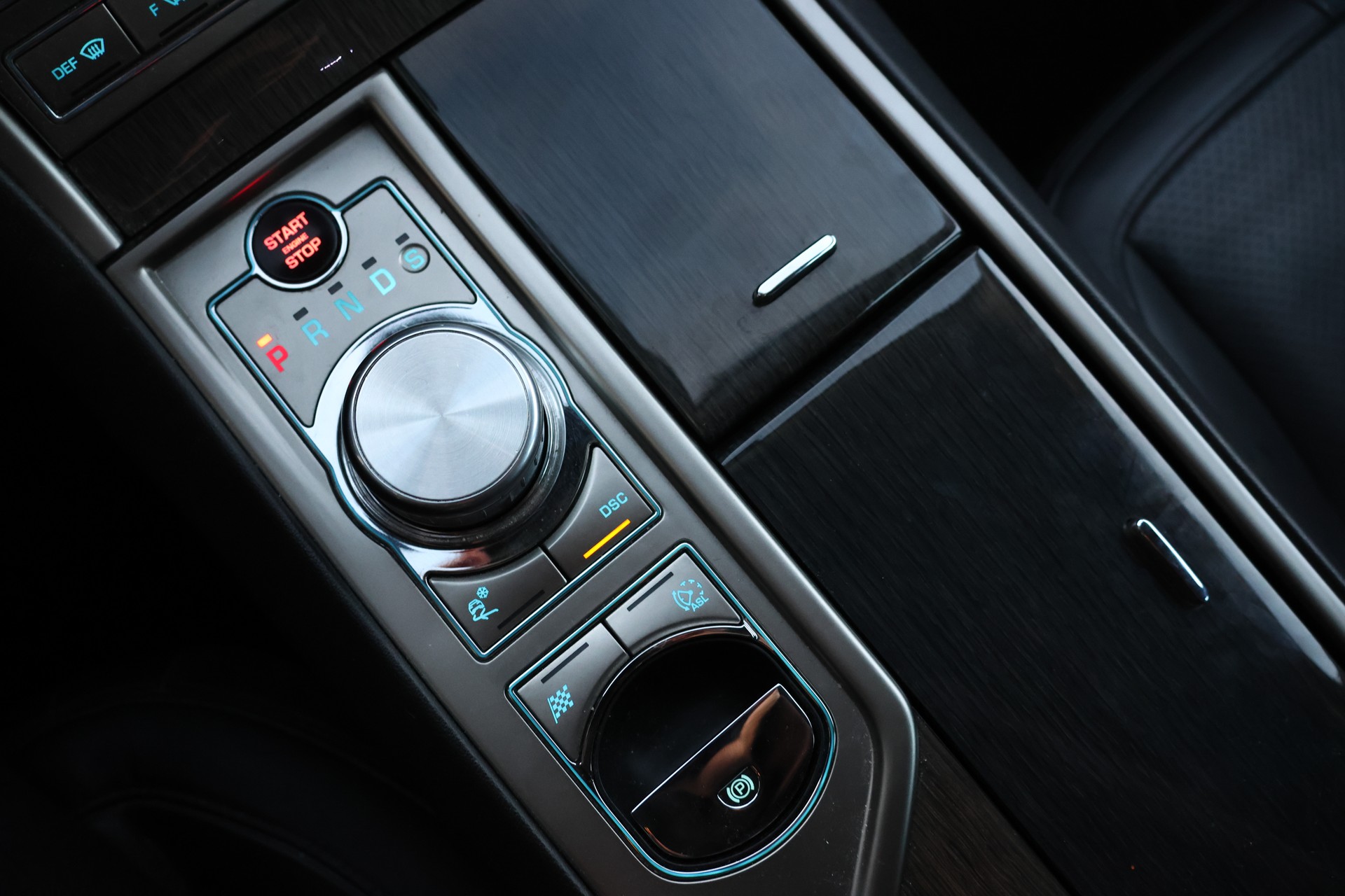 JAGUAR XF 5.0 V8 S/C XFR-image-19