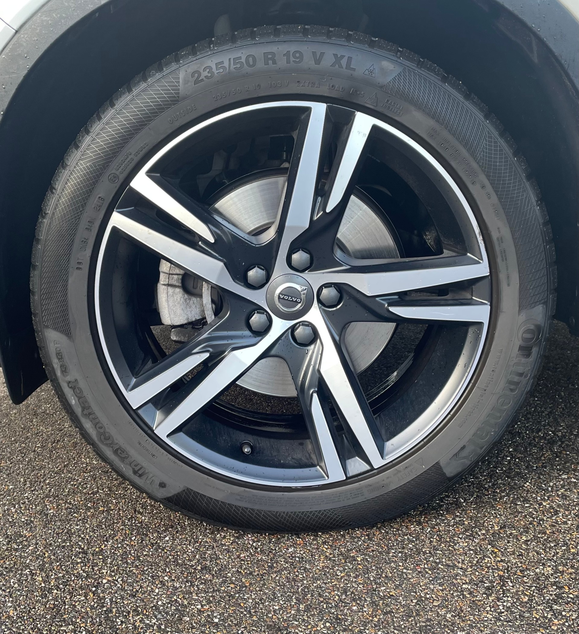 VOLVO XC40 2.0 B5 MH R-Design AWD-image-10