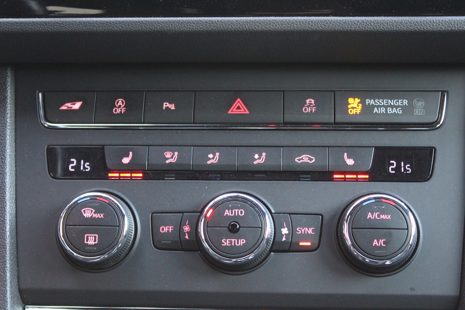 SEAT Leon ST 2.0 TSI Cupra ABT 335' cv DSG - "ABT 335' Homol * Sièges Baquet Alcant * 8 Roues * Expertise/Service 2026 * Clim. Auto"-image-17