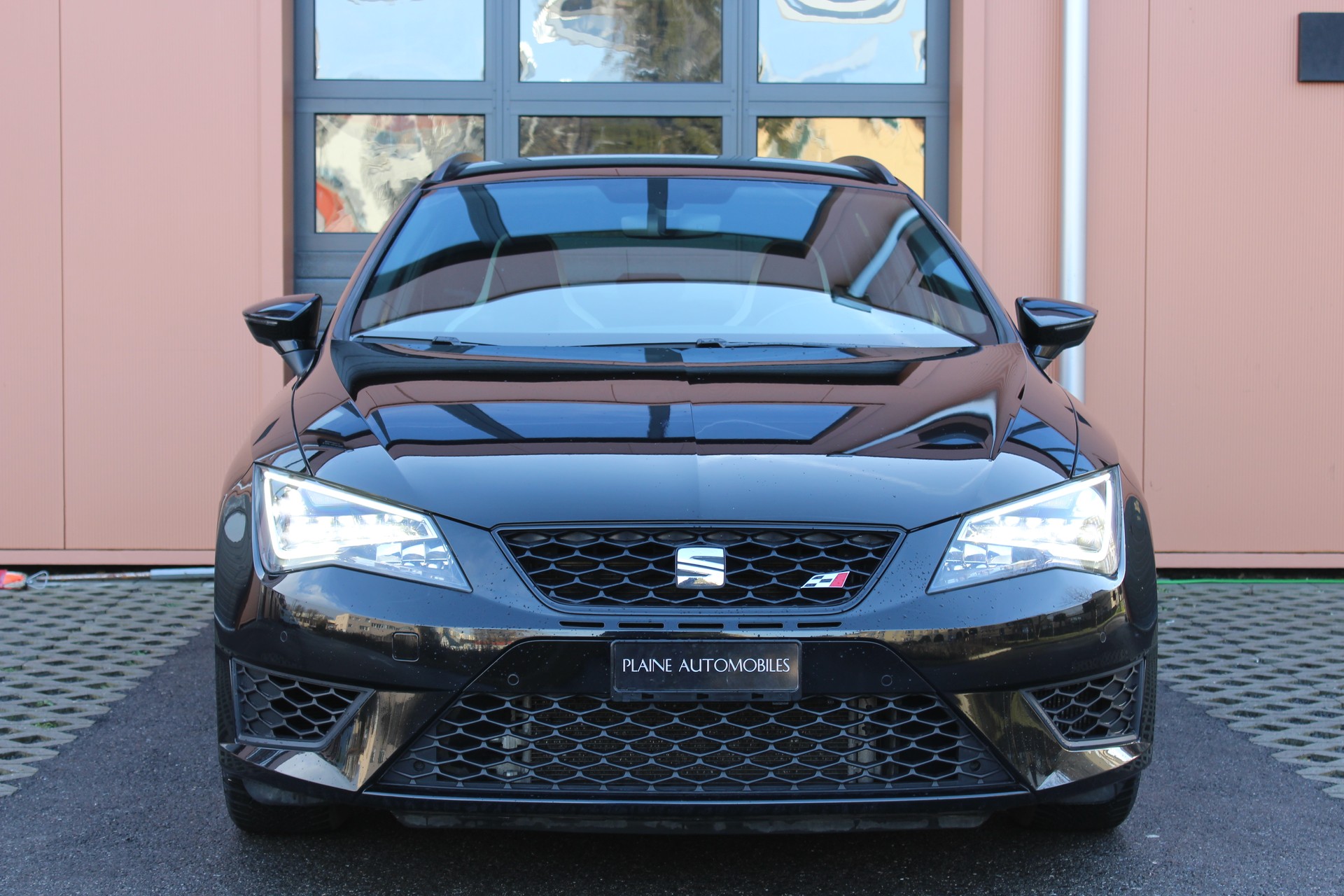 SEAT Leon ST 2.0 TSI Cupra ABT 335' cv DSG - "ABT 335' Homol * Sièges Baquet Alcant * 8 Roues * Expertise/Service 2026 * Clim. Auto"-image-2