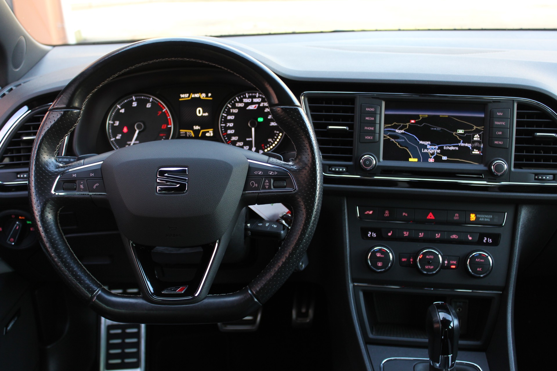 SEAT Leon ST 2.0 TSI Cupra ABT 335' cv DSG - "ABT 335' Homol * Sièges Baquet Alcant * 8 Roues * Expertise/Service 2026 * Clim. Auto"-image-12