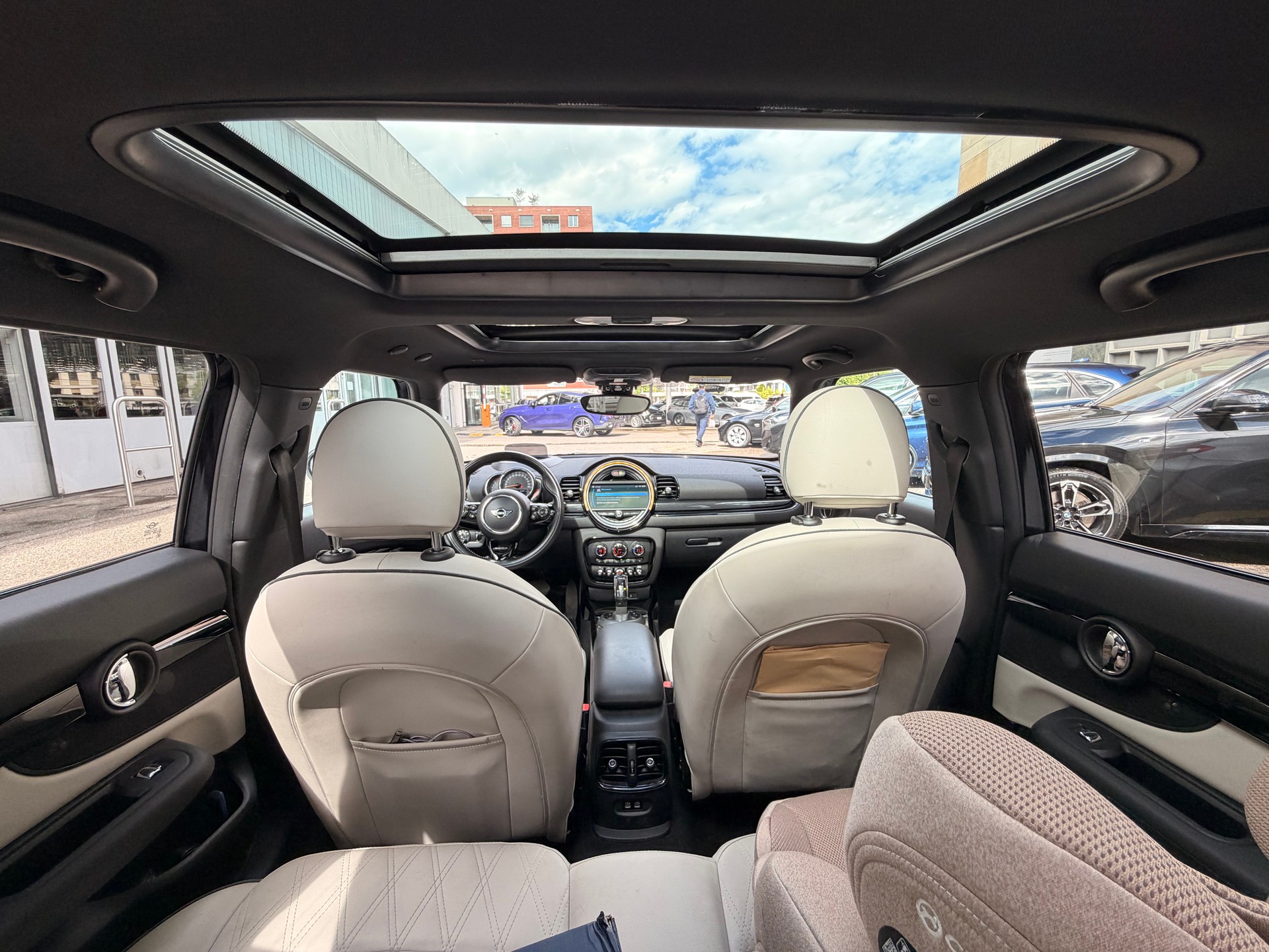 MINI Clubman Cooper S ALL4 Steptronic-image-12